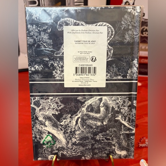 CHRISTIAN DIOR Toile De Jouy Notebook & CHRISTIAN DIOR Eyeshadow Pallet both NIP - Picture 5 of 5